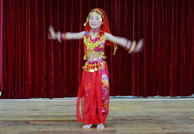 �˻��ϸɲ������žٰ�����ͬ��������