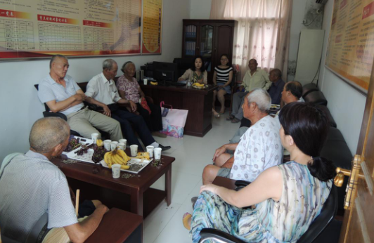 三堡街道庆“八.一” 召开退伍老兵座谈会1.png