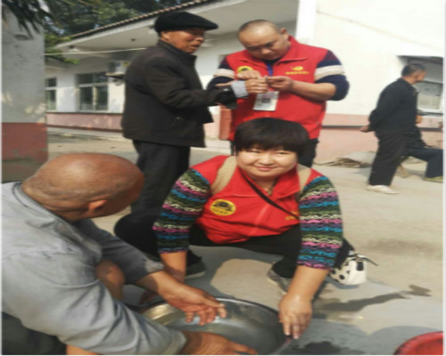 敬老院里关爱情--沛县金阳光公益走进朱寨镇敬老院